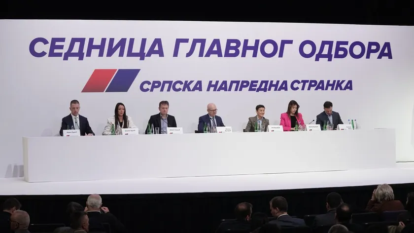 Sırbistan'da SNS Genel Başkanı Vučević'ten yerel seçim ve plan açıklaması