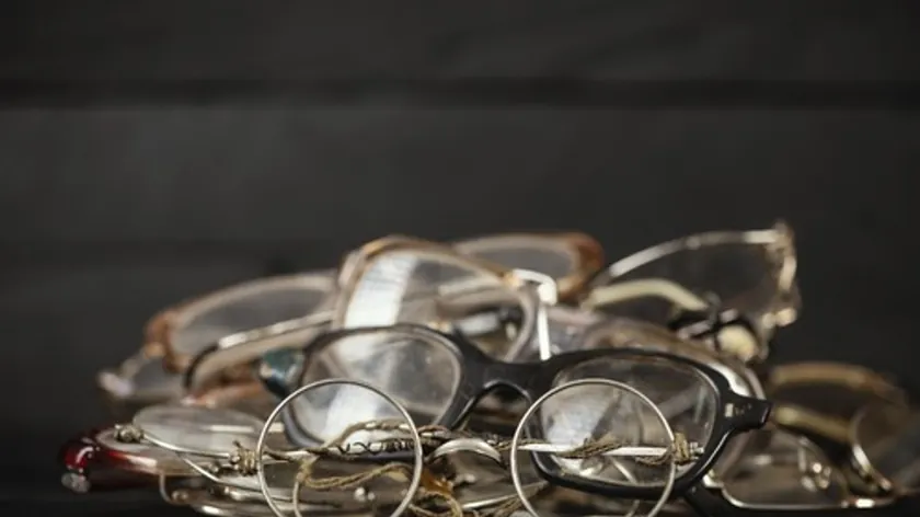 Sırbistan'da eski gözlüklerinizi atmayın değerli bir hazineye dönüşebilecekleri aktarıldı