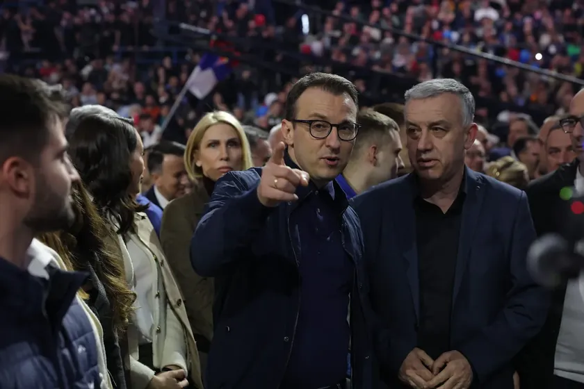 Priştine yetkilileri Sırbistan Kosova Dairesi Direktörünün Paskalya'da Kosova ziyaretini engelledi