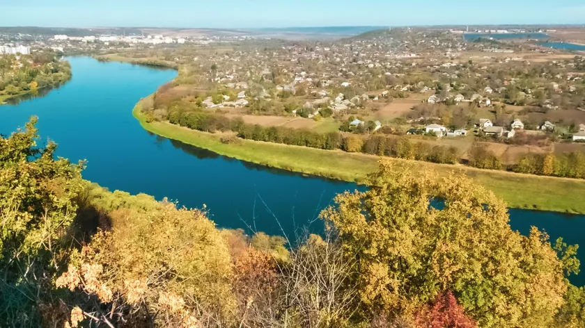 Moldova Hükümeti Dinyestr Nehri'ndeki Petrol Sızıntısı Sebebiyle Çevresel Alarm Verdi