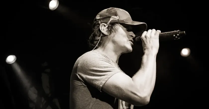 Amerikalı efsanevi rock grubu 3 Doors Down'un solisti Brad Arnold hayatını kaybetti