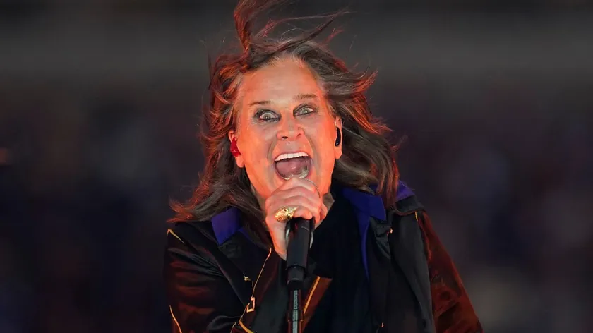 Universal Studios, Ozzy Osbourne'a Anısına İki "Lanetli Ev" Açacak