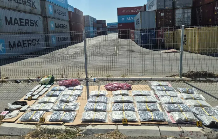 Novi Sad polisi 85 kilogram uyuşturucu ele geçirdi Üç kişi gözaltına alındı