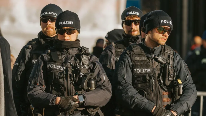 Sırbistan Vatandaşı İsviçre'de Dört Kişiyi Darbettikten Sonra Bir Kurban Hayatını Kaybetti