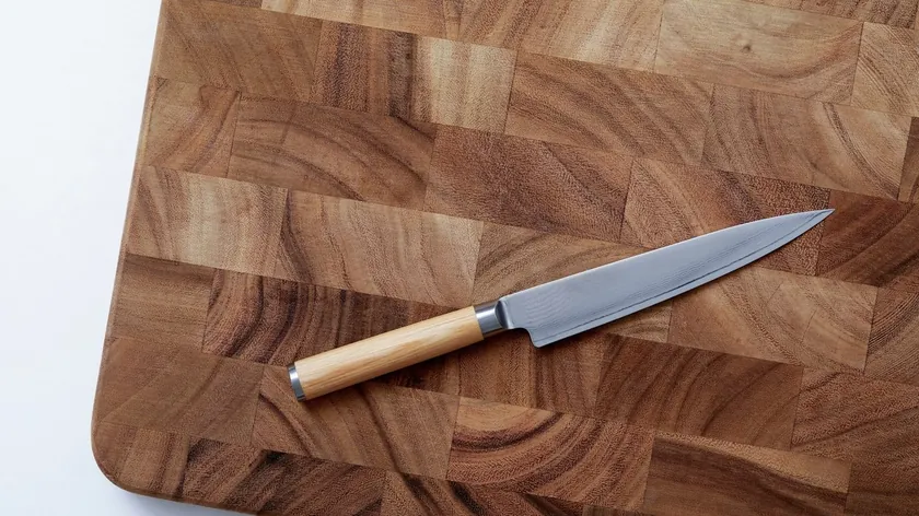 Uzmanlar Uyardı: Ahşap Kesme Tahtası Temizliğinde Yapılan Hata Bakteriye Yol Açıyor