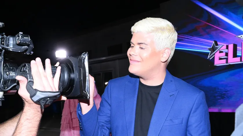 Sırp televizyon yıldızı Uroš Stanić TikTok'ta 20.000 dolar bağış aldı.