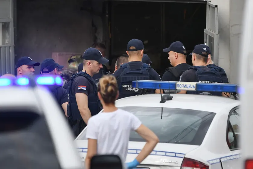 Sırbistan Kruševac'ta oğlu annesi Biljana'yı bıçaklayarak cinayet işledi.