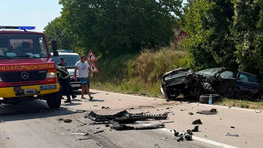 Jasenovik'te korkunç bir trafik kazası yaşandı.