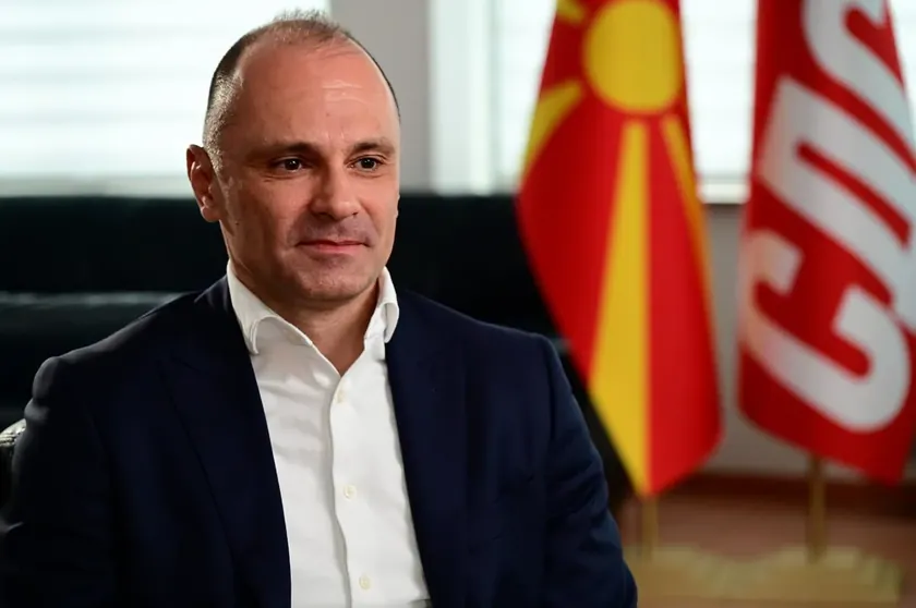 Sırbistan'da yaşanan siyasi krizin etkileri bölgedeki ekonomik büyümeyi olumsuz etkiliyor.
