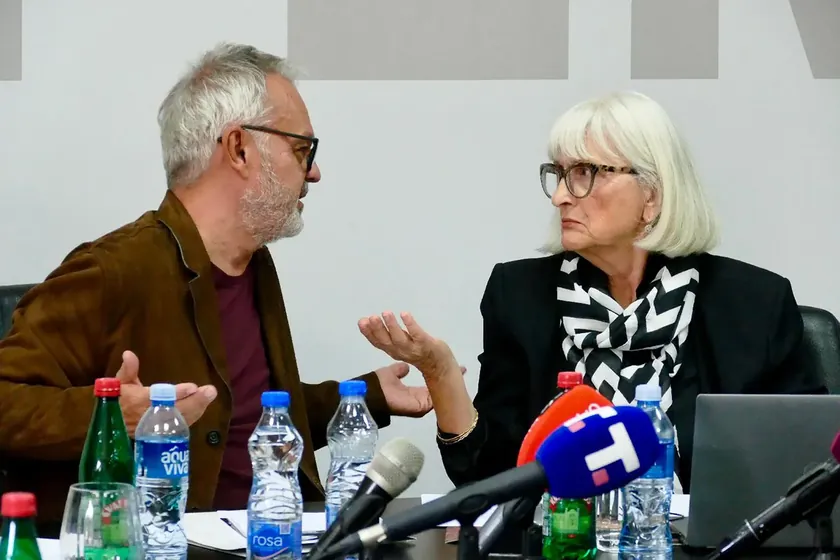 Sırbistan Medya Düzenleme Kurulu'nda Informer krizi: Oylama 4-4 eşitlikle sonuçlandı