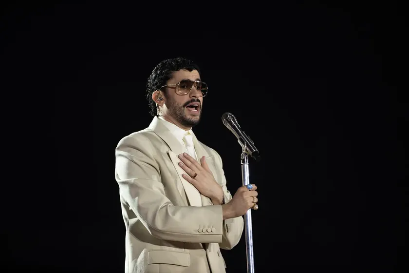 Bad Bunny Kaliforniya'daki Super Bowl'da İspanyolca şarkılarla tarih yazacak