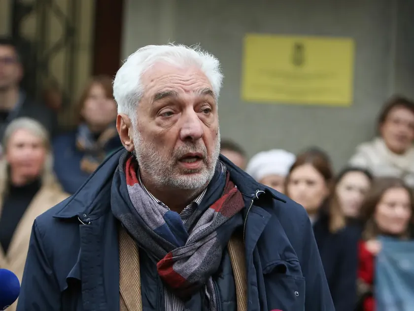 Sırbistan'da Avukat Prelevic, çalınmış seçimleri tanıyacak ekibin kurulduğunu belirtti