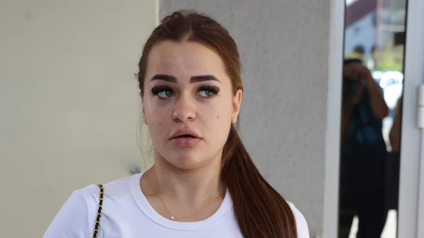 Sırp reality şovu "Elite 10" yarışmacısı Jovana Kosovac büyük ilgi gördü.