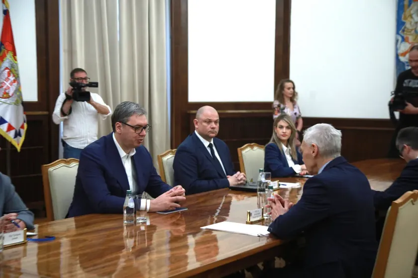 Sırbistan Cumhurbaşkanı Vučić, FSB'nin Belgrad protesto iddialarını yalanlamasını vurguladı