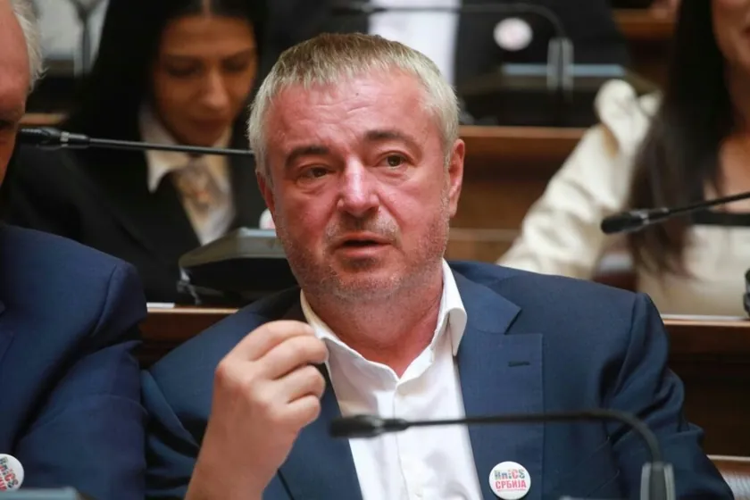 Sırbistanlı Yetkili Dušan Bajatović Batı Sırbistan'da Perşembe Günü Gaz Kesintisi Yaşanacağını Açıkladı