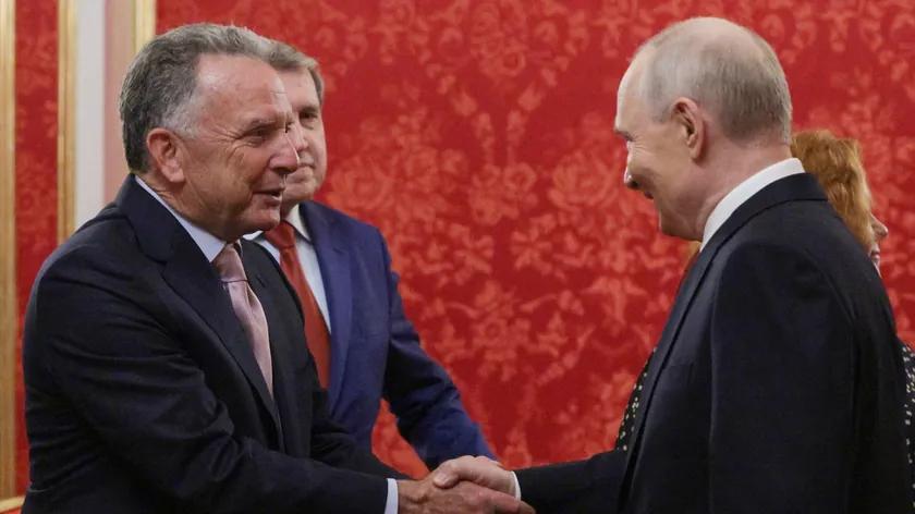 Kijev ve Moskvada Stiven Vitkof'un Ukrayna barış görüşlerindeki rolüyle ilgili memnuniyetsizlik artıyor.