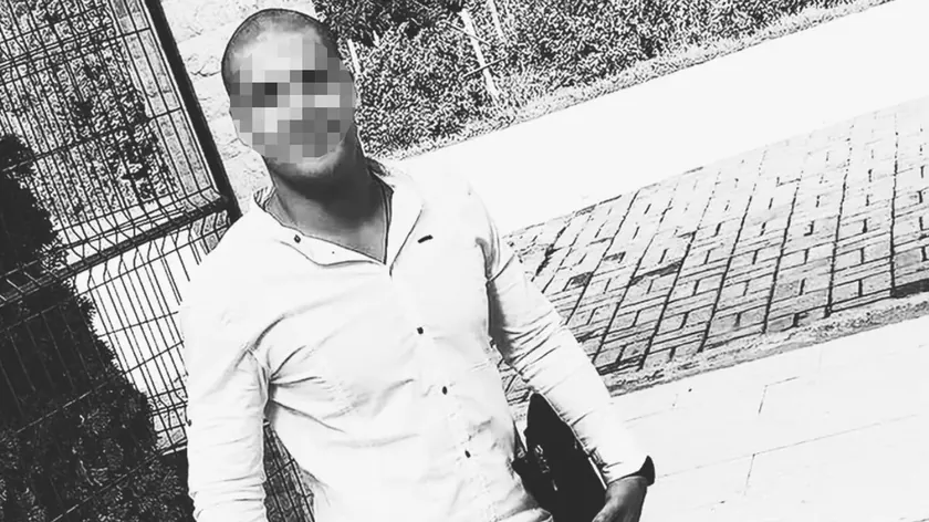 Sırp motosikletçi Aleksandar'ın Ljiga yakınlarında meydana gelen trafik kazasında hayatını kaybettiği haberi paylaşıldı.
