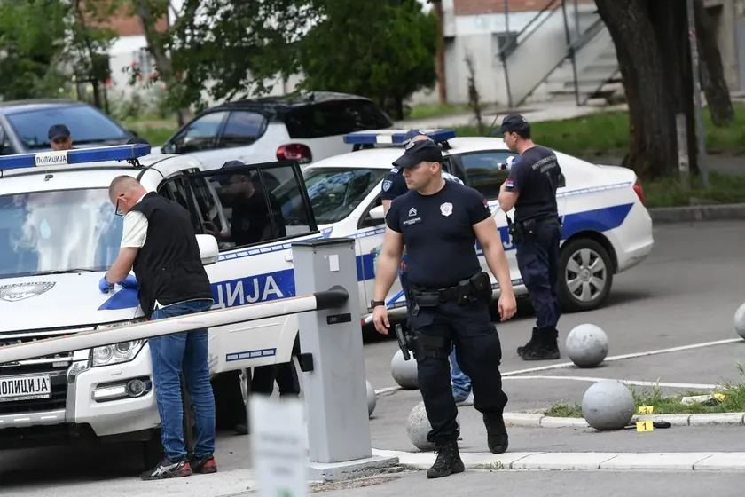 Sırbistan'da iki restorana bombalı saldırıda tutuklananlar hakkında dava açıldı.