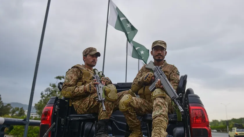 ABD ve İran Arasında Pakistan'da Müzakere İddiası Bölgesel Gerilimi Artırdı