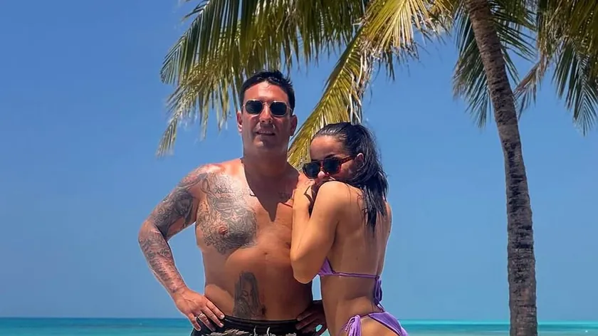Sırp şarkıcı Darko Lazić ve eşi Maldivler tatillerinden dikkat çeken kareler yayınladı