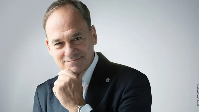 Sırbistan Bankacılık Sektörü Küresel Zorluklara Rağmen Güveni ve Teknolojiyi Öncelik Belirtti