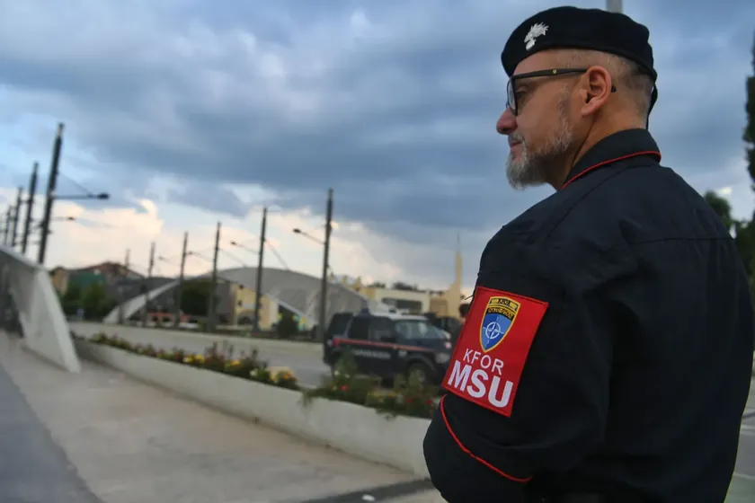 Koci Sırp yetkilileri beni üç kez durdurdu, Pristina'ya hapsedilenlerin savunması için ücretsiz yardım teklif etti