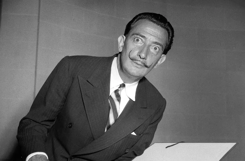 Belgrad'daki sergi Salvador Dalí'nin matematik ve fizikle ilişkisini gözler önüne seriyor