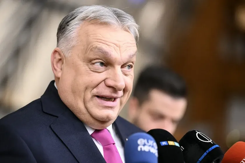 Orban'ın Sırbistan'daki Görünümü Dikkat Çekti