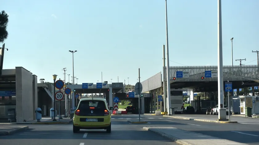 Sırbistan Vatandaşlarına Uyarı: Yurt Dışı Trafik Cezaları Ağır Yaptırımlar İçeriyor