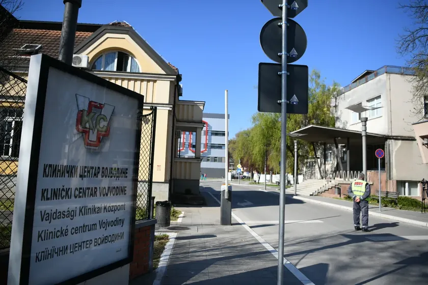 KliniÄki centar Vojvodine 2019'da kliniği yeniden inşa etti, şimdi de tekrar yapıyor.