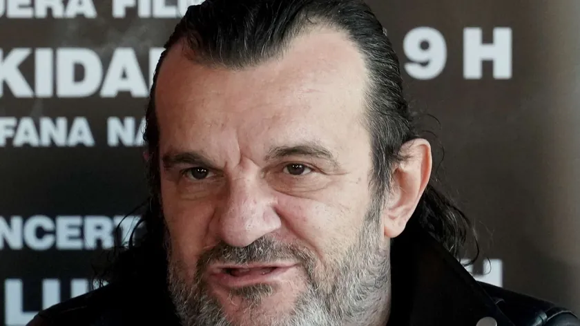 Folk müzisyeni Ace Lukas'ın eski eşi Sonja Vuksanović kızlarının tatil fotoğraflarını paylaştı.