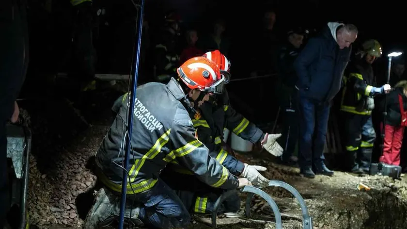 Sırbistan'da kahraman itfaiyeciler ödüllendirildi, Marko Roljević hayat kurtardı