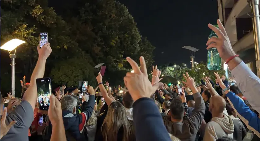 Sırp öğrenciler bisiklet turunda Loznica'ya vardılar.