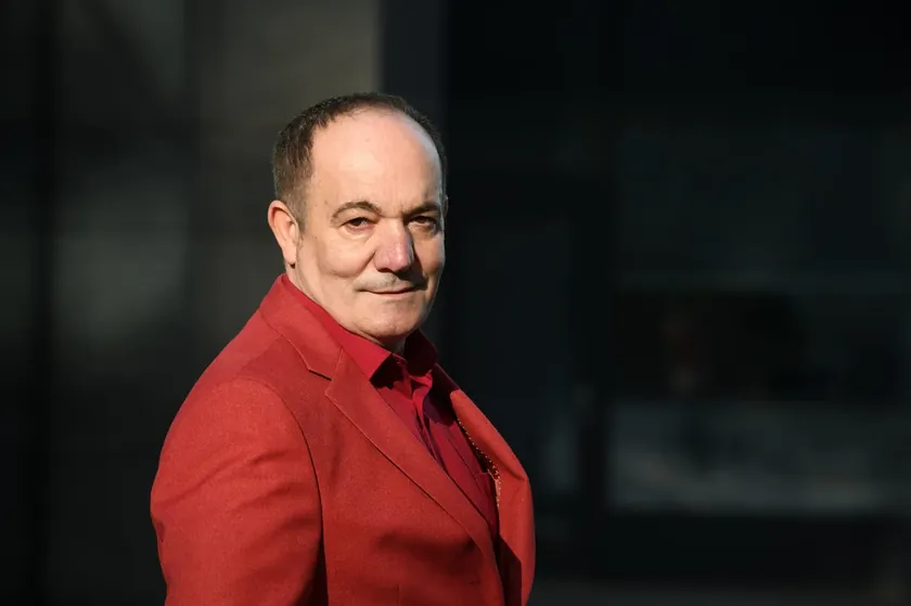 Kragujevac'taki konserde Slaviša Vujić'e izleyiciden pişmiş kuzu hediye edildi