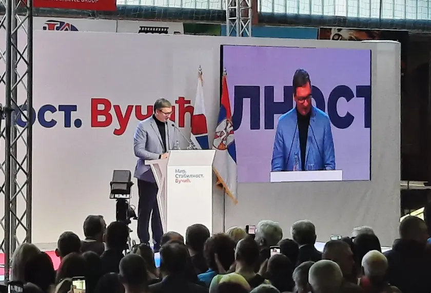 Sırbistan'ın Uzice şehrinde, Cumhurbaşkanı Aleksandar Vučić için bir karşılama komitesi oluşturulması önerisi oylanarak reddedildi.
