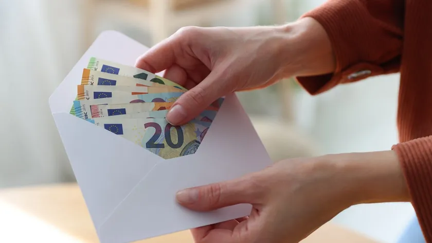 Doğum günü hediyesi ne kadar olmalı? 20, 50 veya 100 Euro?